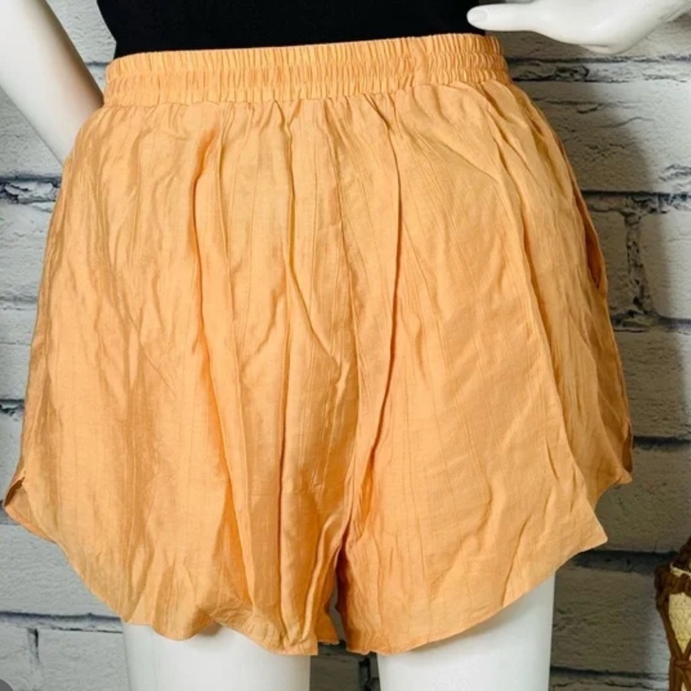 Women’s Coral Orange Shorts NWT - Picture 5 of 6